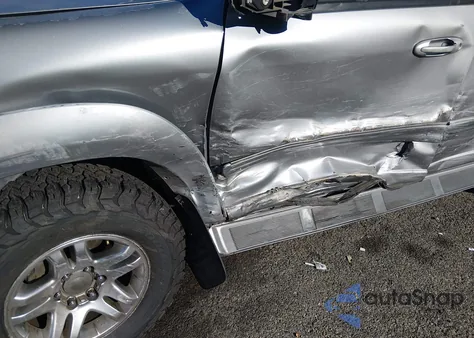 2003 Toyota Sequoia Limited V8 из США, поврежденный, VIN 5TDBT48A63S145436